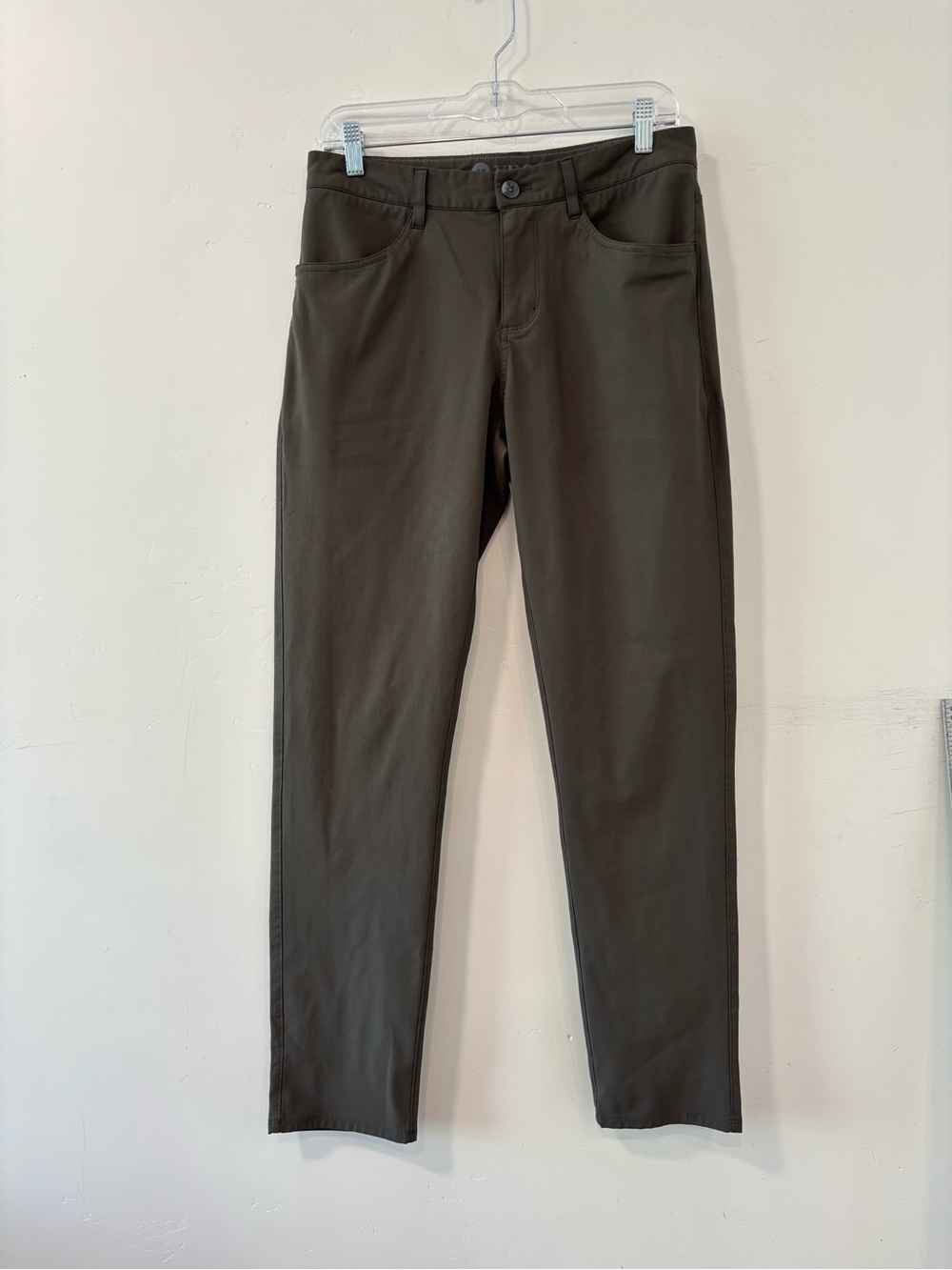 Vuori Meta Mens 31 x30 Pants Athletic Performance Green Stretch Golf Slim Fit